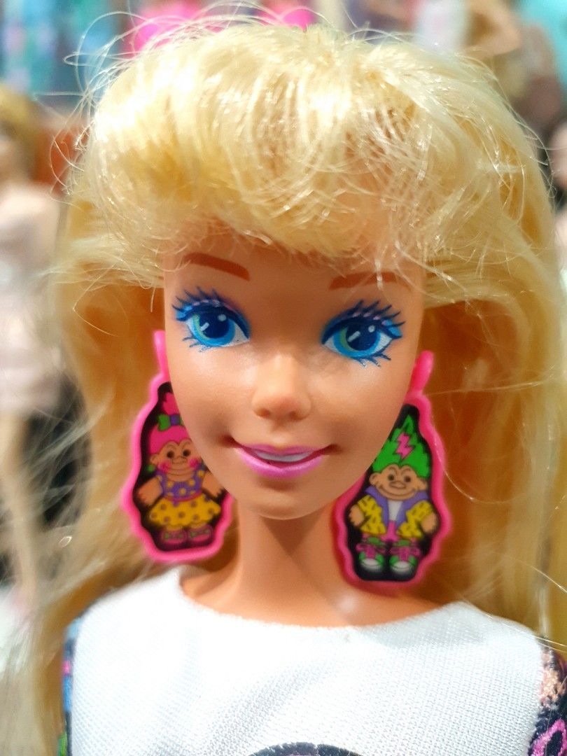 1991 Mattel Troll Barbie (Category: Figurines & Statues) located in Mariveles. Submitted by .giovanni (Listing ID 1450228689, Image 2). Description: Troll Barbie 1991 Mattel * in good condition * slightly loose head but can hold a pose * no ring * no stand * additional photos are available for inspection * selling as-is, inspect closely * payment first, first to pay Stocks are in Parañaque City. No more guarantee after ship out. You may elect you