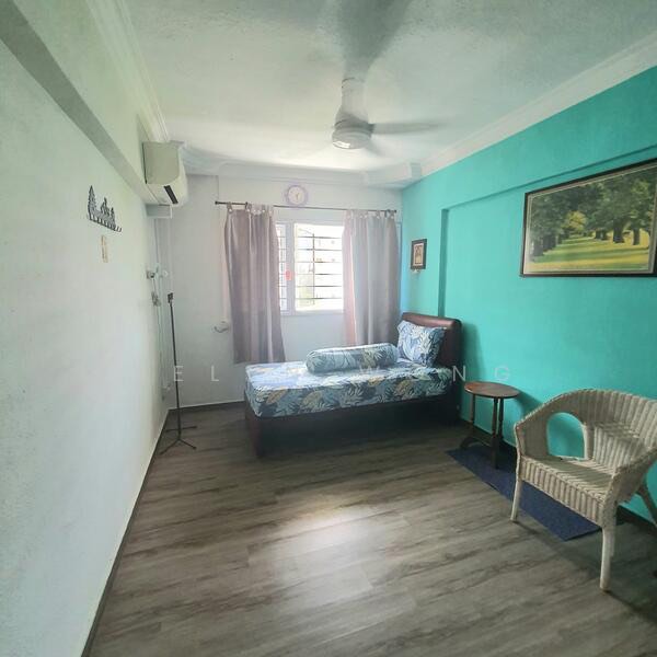 (Category: ) located in . Submitted by shobah76 (Listing ID 1450228775, Image 1). Description: .