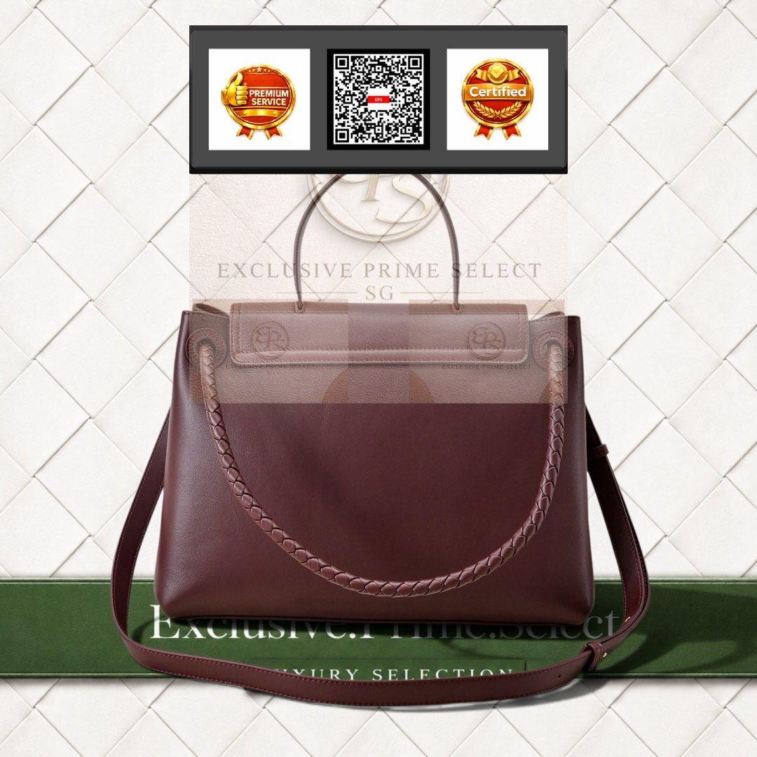 7231 (Category: Shoulder Bags) located in Singapore. Submitted by exclusive.prime.select_sg (Listing ID 1450141021, Image 3). Description: .