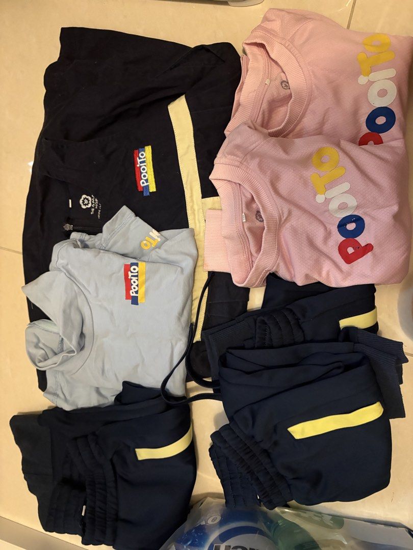 培道幼稚園校服 （分類：運動服裝）位於 Hong Kong。 由 yujai_store 提交（商品編號 1450175919，圖片 3）。簡介： 培道幼稚園校服 有書包 夏季運動服 90 x2套 夏季校服 90 x1 套 冬季 運動服 100 x2套 運動褲110 x1條 運動外套 100 x1 厚冷衫 100 x1 薄冷衫 110 x1 全要優先 只限順豐到付 。