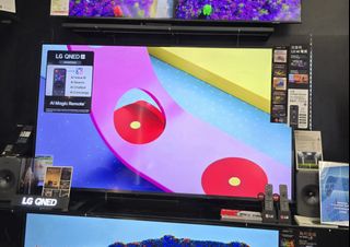 （分類：）位於 。 由 i.love.4k.tv 提交（商品編號 1420051932，圖片 1）。簡介： 。