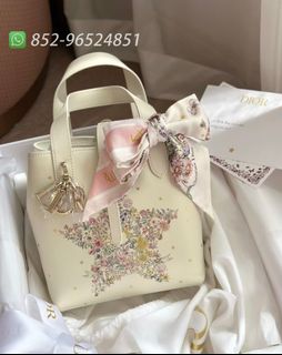 （分類：）位於 。 由 horoluxe 提交（商品編號 1450158329，圖片 1）。簡介： 。