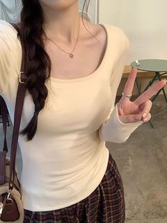 (Category: ) located in . Submitted by CherryBerryCloset (Listing ID 1450311558, Image 1). Description: .