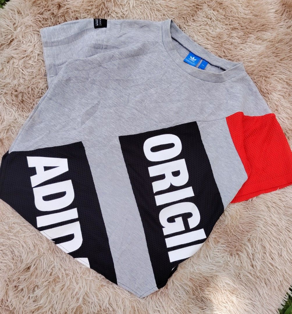 ADIDAS EQUIPMENT SHIRT (Category: Tshirts & Polo Shirts ) located in Bislig. Submitted by tuazons21 (Listing ID 1450290149, Image 2). Description: SIZE SMALL DIMES 19-20×25 CR 9.8/10 EXCELLENT CONDITION.