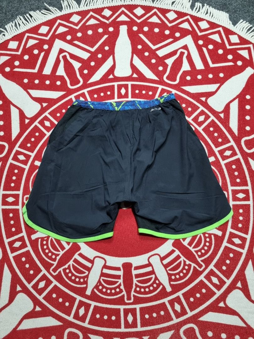 adidas running climalite celana pendek (Kategori: Bawahan) berada di Pagaralam. Dikirim oleh adsku (ID iklan 1450268910, Gambar 2). Deskripsi: Size : 31-32 * Lingkar Pinggang : 80-82 cm * Panjang : 37 cm * Open Leg : 29 cm "Jadika PxL Sebagai Patokan" --- Kondisi : 9 /10 Minus : Notes : kondisi mulus Detail slide Baru setrika uap biar rapi, butuh cuci --- Teliti sebelum membeli, Tanyakan sedetail mungkin No return No refunds *Estimasi ukuran ± 1 