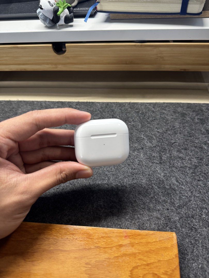 Airpods Gen 3 (Category: Earphones) located in Quezon City. Submitted by leviedrozo (Listing ID 1450148851, Image 1). Description: Airpods Gen 3 Moderate usage, owned for 2 years RFS: Upgrade No Box & No Original Cord.
