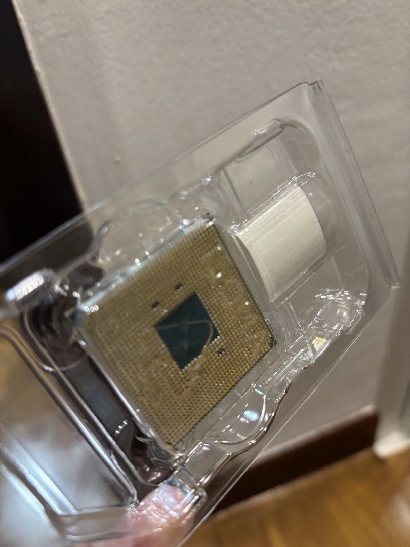 AMD Ryzen 7 5800X3D Processor511743712675778561