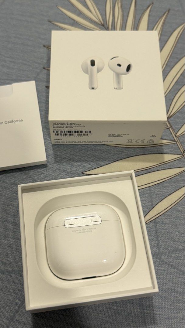 Apple AirPods  4514720586773319682