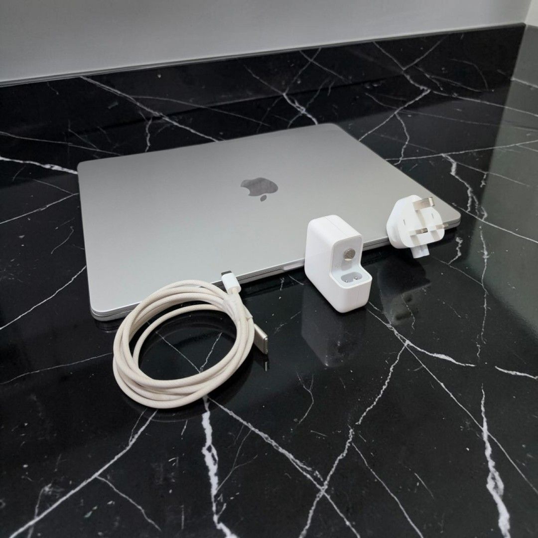 Apple MacBook Air 15-inch M4511888341577902081