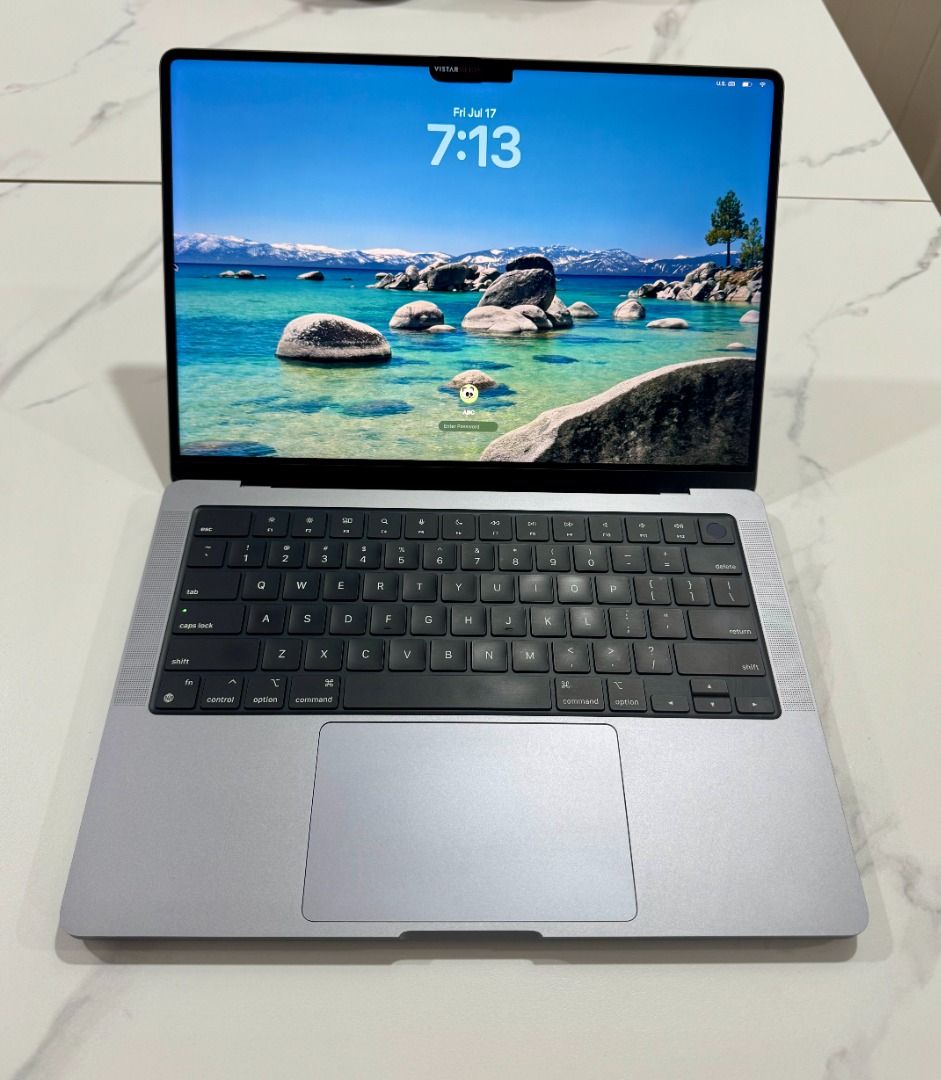Apple MacBook Pro Max 14 inch