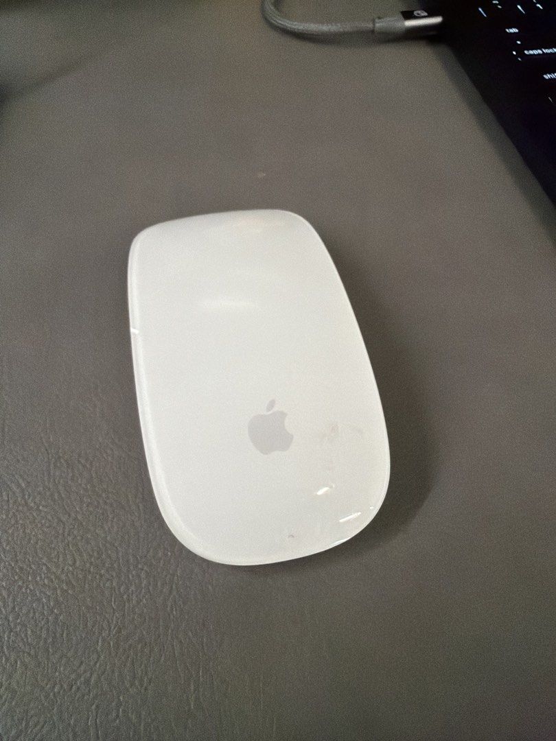 Apple Magic Mouse Lightning512040811176939520