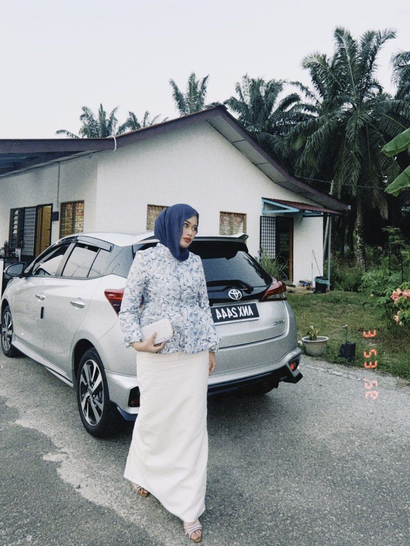 ATMA COLLECTION BY GUZEL KL (Category: Traditional & Ethnic wear) located in Taiping. Submitted by amijaae (Listing ID 1450178037, Image 2). Description: ONLY WORE ONCE DURING RAYA NAK LETGO SEBAB NK CLEAR WARDROBE SAYANG TAKUT BAJU ROSAK KALAU TAK PAKAI CONTIDITION 10/10.