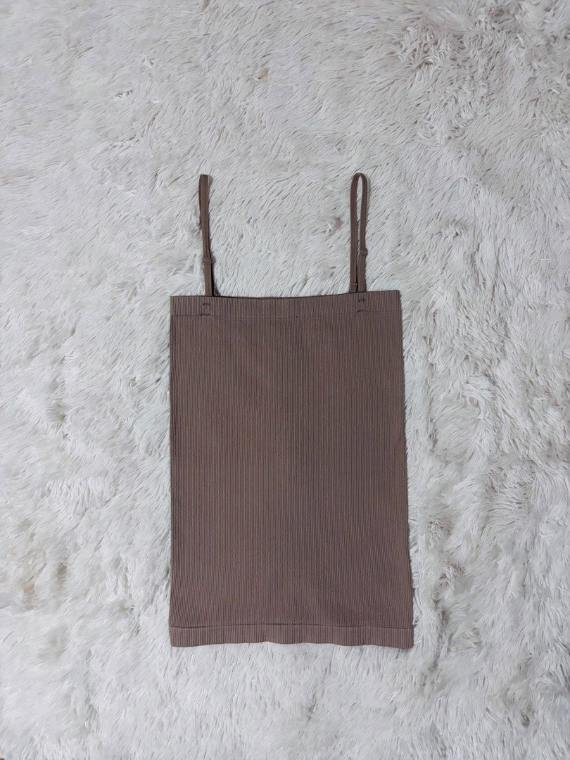 Authentic Bench Beige Skin Tone Inner Wear with Removable Strap (Category: Sleeveless) located in Bulacan. Submitted by rin2024 (Listing ID 1450261845, Image 1). Description: Authentic Bench Beige Skin Tone Inner Wear with Removable Strap - With stretchable fabric for inner wear - With removable and adjustable straps Mode of Payment: GCash only. Deliver Options: Lalamove, Grab, or J&T only, with shipping fee shouldered by buyer..