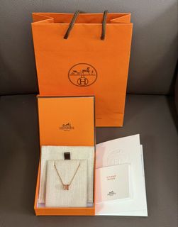 (Category: ) located in . Submitted by nikocloset (Listing ID 1450319243, Image 1). Description: .