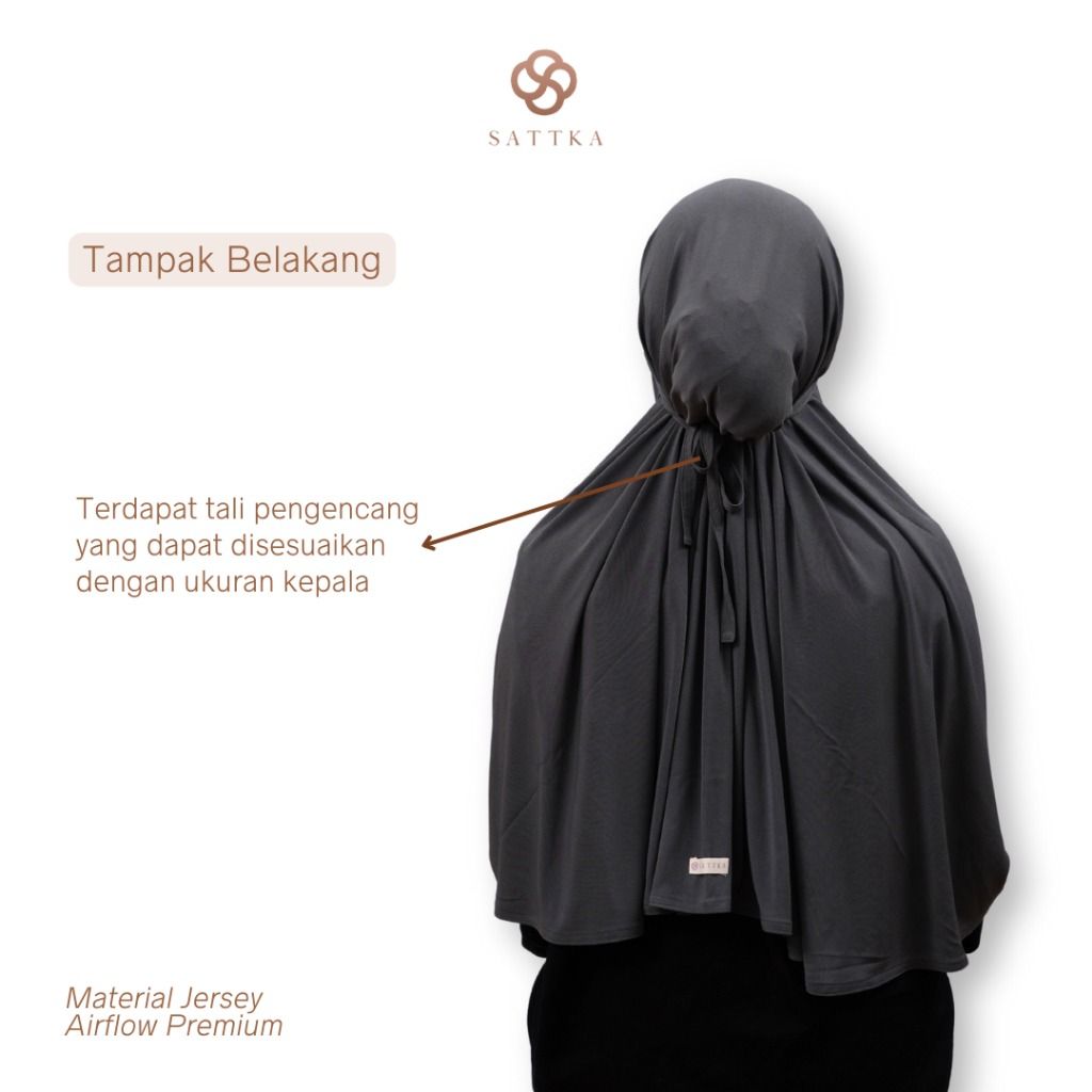 Bergo Tali Jersey Airflow Premium - Hijab Instant Tali / Jilbab Umroh （分類：絲巾）位於 Hong Kong。 由 mogo.hk 提交（商品編號 1450216910，圖片 2）。簡介： Material Jersey Airflow Premium yang nyaman, elastis, tidak mudah kusut, dan menyerap keringat sehingga sangat cocok dipakai untuk aktivitas sehari-hari. Bergo dengan tali yang dapat diikat ke bagian luar atau diikat ke bagian dalam hijab belakang kepala, dengan detail tali di bagian belakang yang memberi kesan santai 