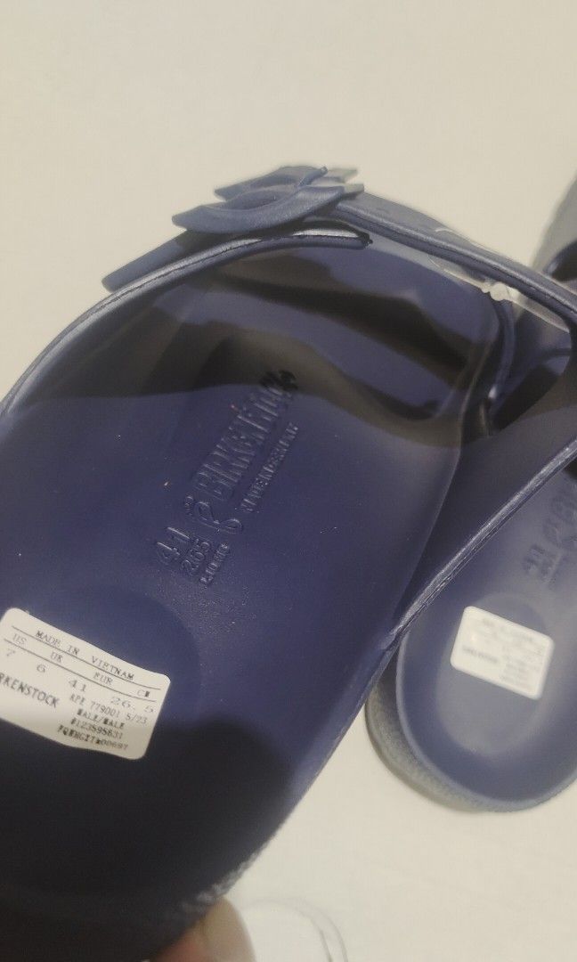 Birkenstock Arizona EVA (Category: Slippers & Slides) located in Mandaluyong City. Submitted by im7788 (Listing ID 1450260043, Image 3). Description: .