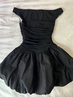 (Category: ) located in . Submitted by clxudy.co (Listing ID 1450260165, Image 1). Description: .