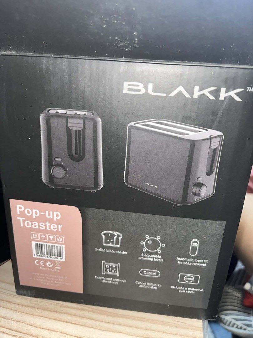 Blakk Pop up Toaster (Category: Ovens & Toasters) located in Taguig. Submitted by gel_1717 (Listing ID 1450138096, Image 1). Description: Blakk Pop up Toaster SRP ₱1,200 Nego >Single Item >Even Toasting >Adjustable Browning >Compact Design >Actual Weight: 1.12 KGs >Product Dimensions: 10.5 x 6.5 x 7.5 >Upgrade your kitchen with the Blakk 2-Slice Bread Pop-up Toaster, designed for consistent results and a compact footprint for any countertop..