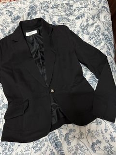 (Category: ) located in . Submitted by abbyyyshop (Listing ID 1450281455, Image 1). Description: .