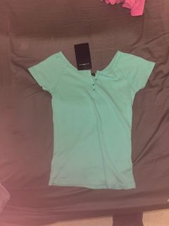 (Category: ) located in . Submitted by fashiooo (Listing ID 1450310769, Image 1). Description: .