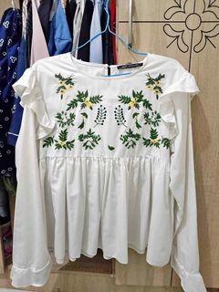 (Kategori: ) berada di . Dikirim oleh shelter.outfit (ID iklan 1450214793, Gambar 1). Deskripsi: .
