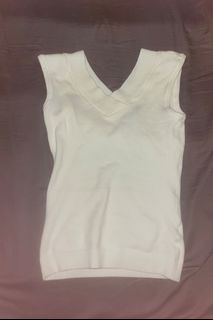 (Category: ) located in . Submitted by fashiooo (Listing ID 1450310281, Image 1). Description: .