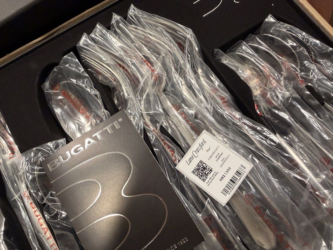 BUGATTI （分類：刀和砧板）位於 Hong Kong。 由 specialbb 提交（商品編號 1450220079，圖片 3）。簡介： 全套餐具 LaneCrawford購入。