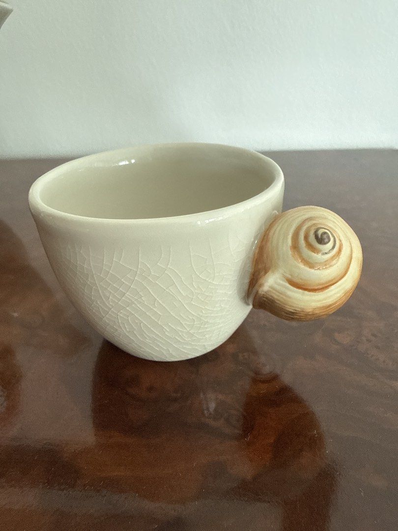 Ceramic Teapot and Cups with Shell Handles511663502923540484