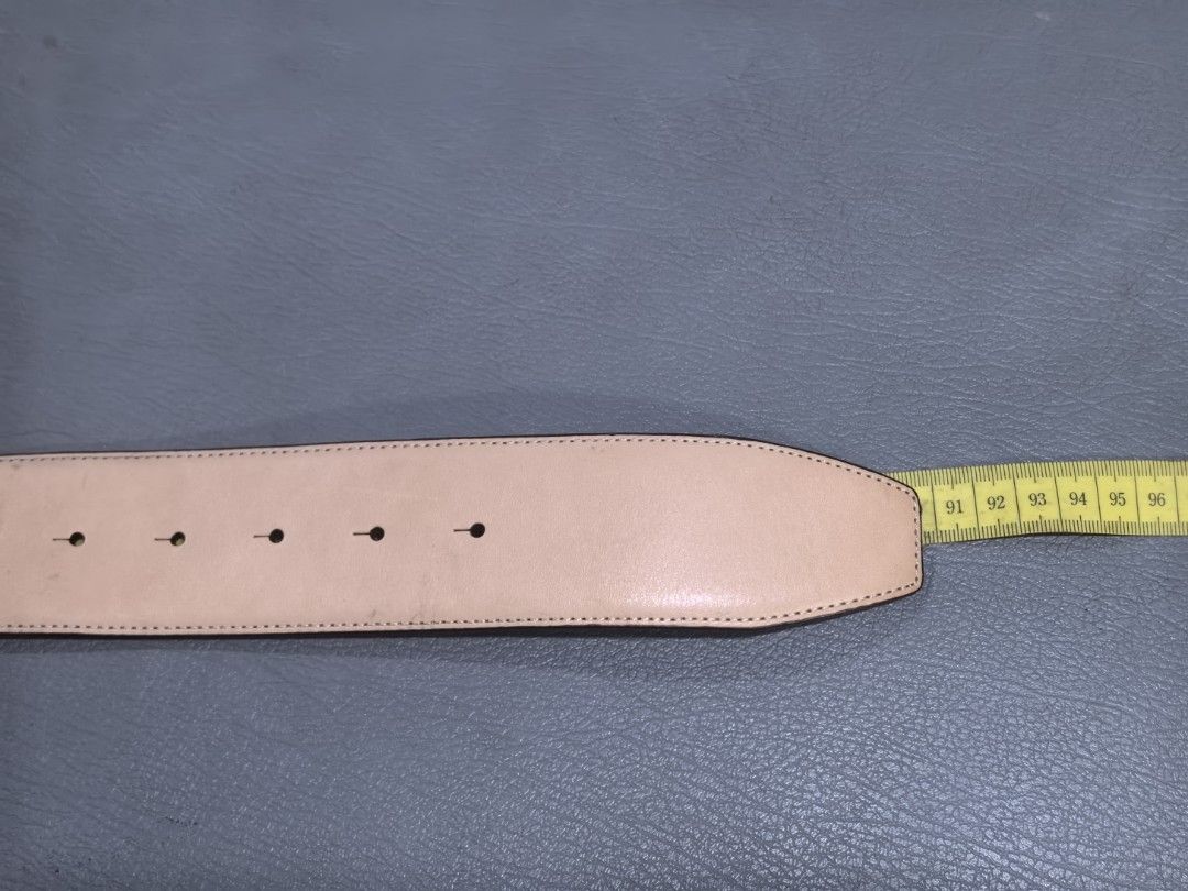 Coach Leather Belt with Gold Buckle (Category: Belts) located in Cagayan de Oro. Submitted by pootx (Listing ID 1450249197, Image 2). Description: - Authentic Coach belt - Color: Light Tan - Material: Leather - Buckle: Gold, iconic Coach logo - Size: Small (M8) - Fits waist: Approximately 91-96cm - Made in China - A versatile accessory to elevate any outfit.