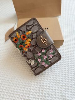 (Category: ) located in . Submitted by angkukuehshopleh (Listing ID 1450159439, Image 1). Description: .