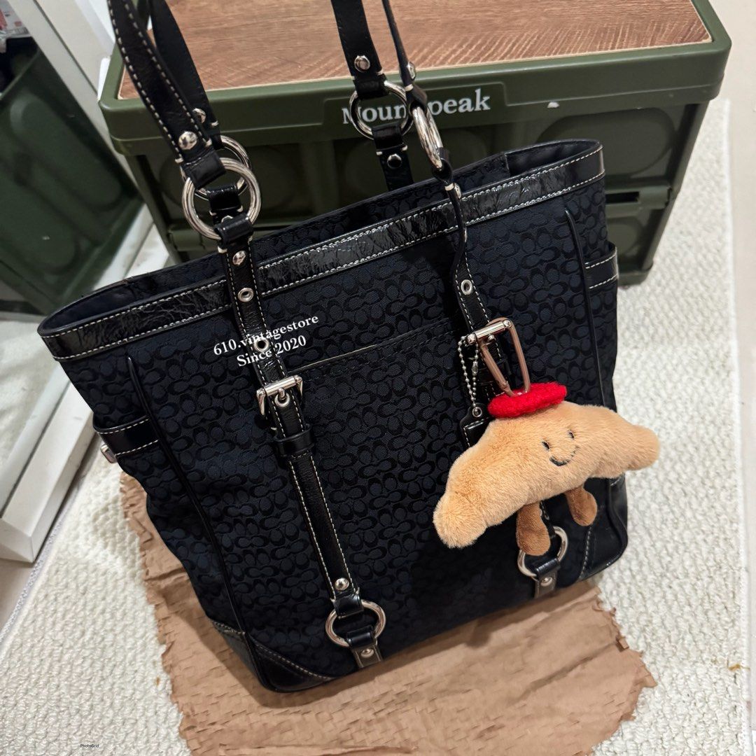 Coach Vintage Tote Bag ✨ （分類：單肩包）位於 Hong Kong。 由 610vintagestore 提交（商品編號 1450175219，圖片 1）。簡介： 。