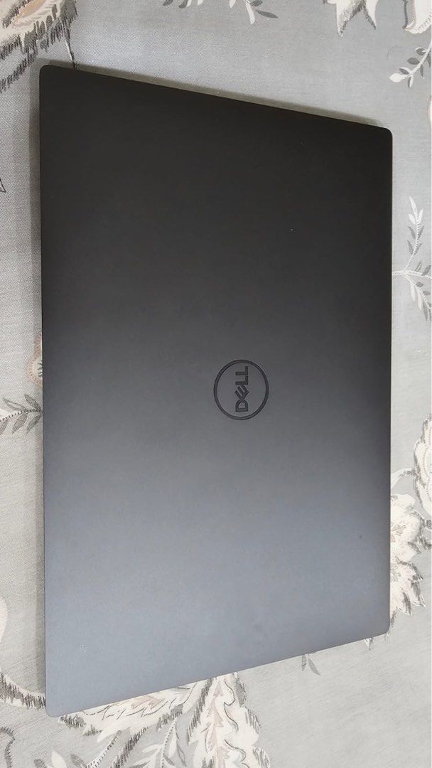 Dell Laptop - Intel Core Processor (Category: Laptops & Notebooks) located in Singapore. Submitted by manishgarg84 (Listing ID 1450263921, Image 2). Description: - Dell Laptop - Intel Core Processor i7 16 Gb RAM and 1 TB SD - Sleek Black Design - Ideal for Work & School - Clean & Functional Keyboard - Large & Clear Screen - Ready for a New Owner - Feel free to ask questions!.