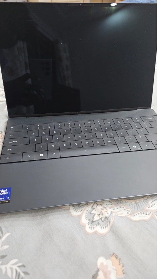 Dell Laptop - Intel Core Processor (Category: Laptops & Notebooks) located in Singapore. Submitted by manishgarg84 (Listing ID 1450263921, Image 1). Description: - Dell Laptop - Intel Core Processor i7 16 Gb RAM and 1 TB SD - Sleek Black Design - Ideal for Work & School - Clean & Functional Keyboard - Large & Clear Screen - Ready for a New Owner - Feel free to ask questions!.