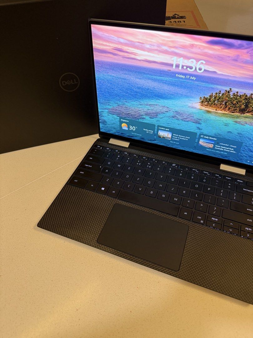Dell XPS 2-in-1 Laptop511712660187392001