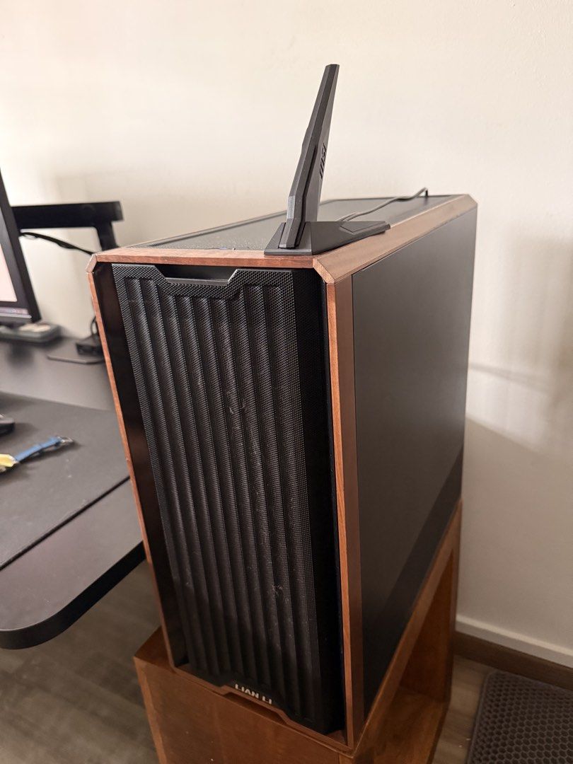 Desktop Computer (Category: Desktops) located in Singapore. Submitted by unusual_ (Listing ID 1450182873, Image 1). Description: Specs as shown in picture. Working perfect with no issues. Windows 11 Pro ROG Strix X57-F Gaming AMD Ryzen 7 5800X + Thermalright peerless assassin GSkill 32GB DDR4 Wifi 7 + Bluetooth pci card installed. Samsung 990 Pro 1TB Corsair PSU 850W I have other extra accessories such as cables, screw kits for the PC Case and th