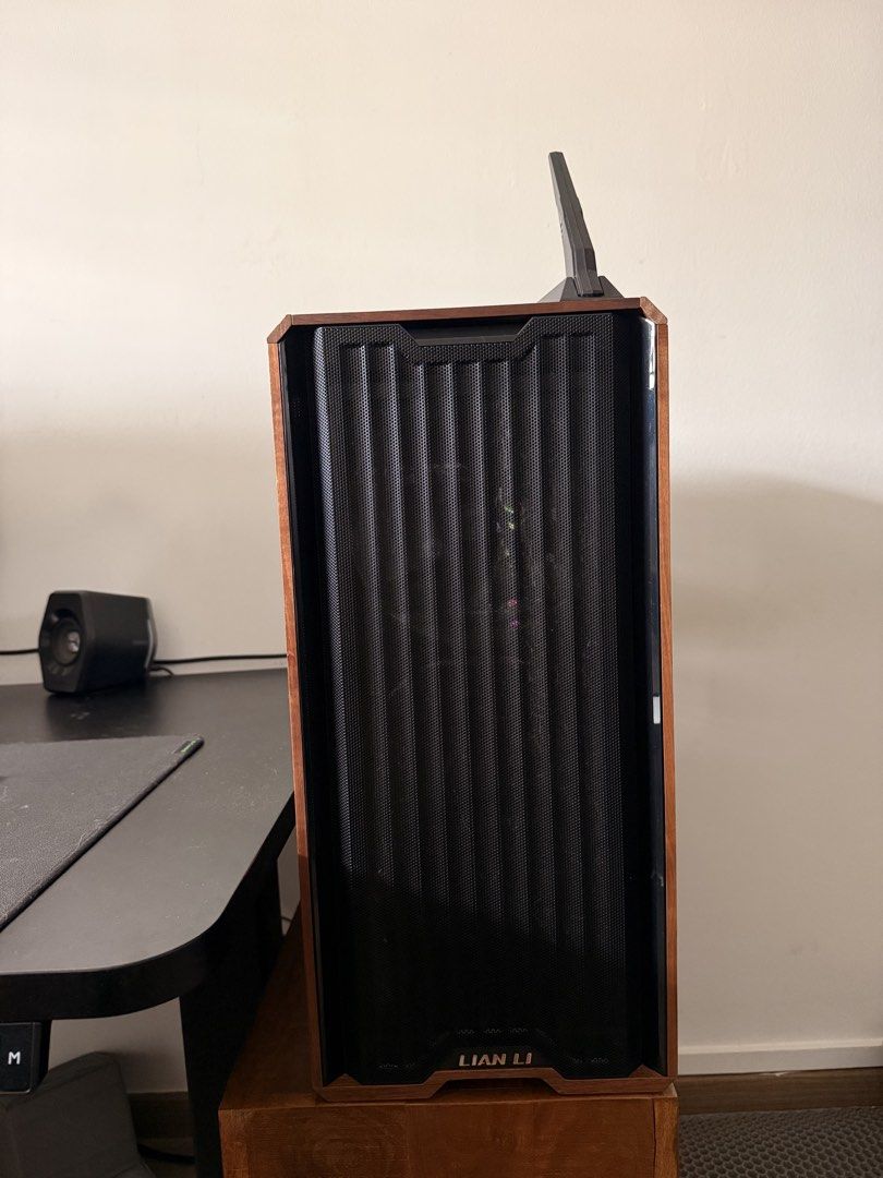 Desktop Computer511889810056161283