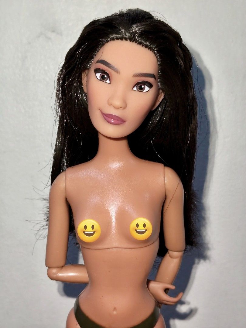 Disney Raya and the Last Dragon Doll (Category: Figurines & Statues) located in Quezon City. Submitted by jsonlinestore21 (Listing ID 1450298916, Image 2). Description: Disney Raya and the Last Dragon Doll She has long black hair and detailed makeup. The doll is articulated at the elbows, shoulders, and knees. Comes with dark green bottoms. Great for collectors or play. ✅Tight Joints ✅no faded make up ✅no cut hair ✅no crackneck ✅look like brandne