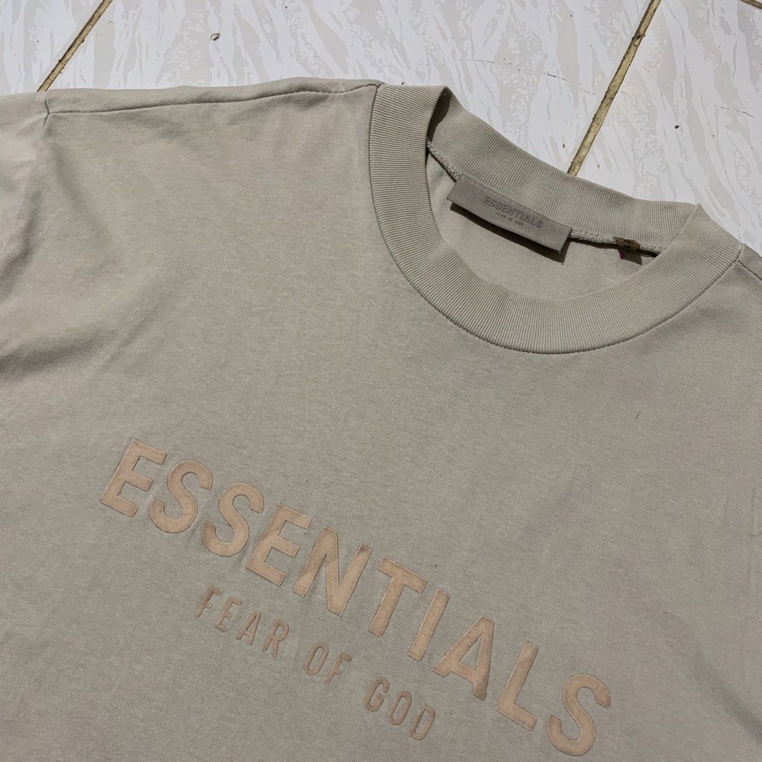 Essentials Fear of God Tee (Category: Tshirts & Polo Shirts ) located in Cebu City. Submitted by johnferrer96412 (Listing ID 1450279037, Image 2). Description: Essentials Fear of God Tee Medium oversized fits XL Width 24 Length 30 Excellent condition Dm📩.
