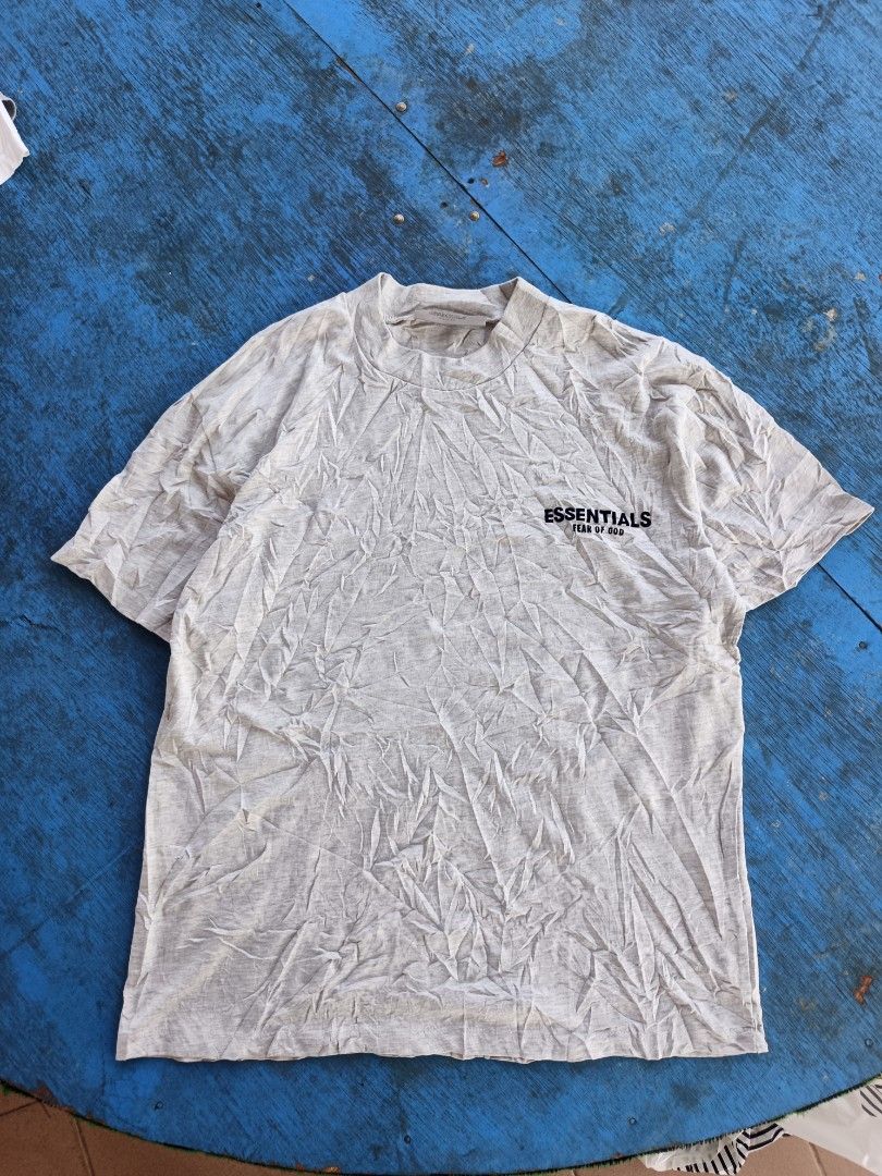Essentials Tee (Category: Tshirts & Polo Shirts ) located in Lagonglong. Submitted by sadthrifter (Listing ID 1450168529, Image 2). Description: like new authentic.