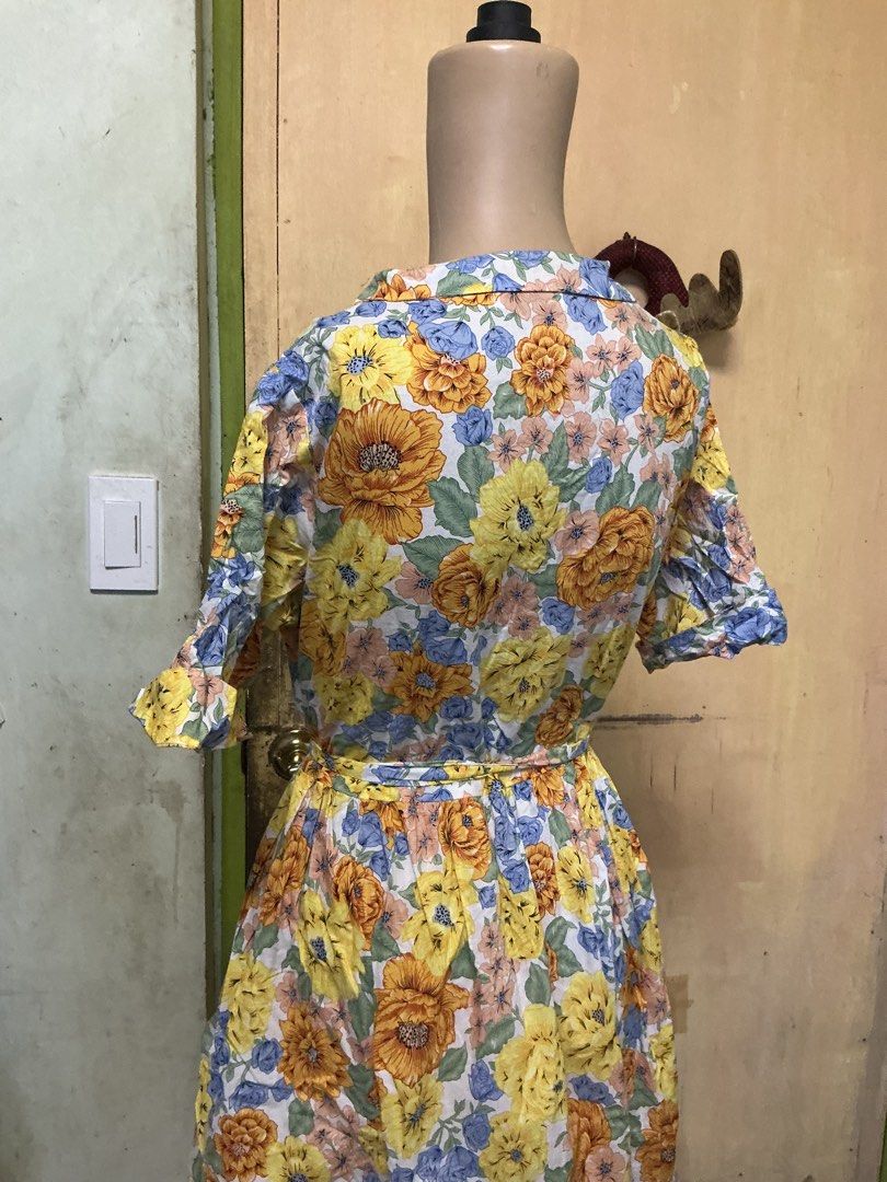 Floral dress (Category: Dresses) located in Dolores. Submitted by narssandra (Listing ID 1450220032, Image 3). Description: Never been used Fits xs-s frames .
