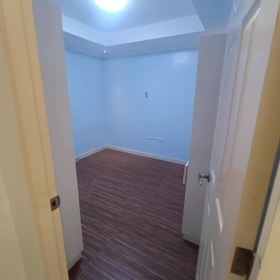 FOR RENT (Category: House & Lot) located in Las Pinas. Submitted by trizwong (Listing ID 1450170044, Image 3). Description: im having our house rented out starting Mid September. Our house is a 6 bedroom house, 3 room in the main house with 2 Toilet and Bath. it has a dirty Kitchen in the pasilio which you can convert as laundry area. it has a 1 car garage. on top of the garage, there are still 3 rooma which you can use as bodega for extra stuff 