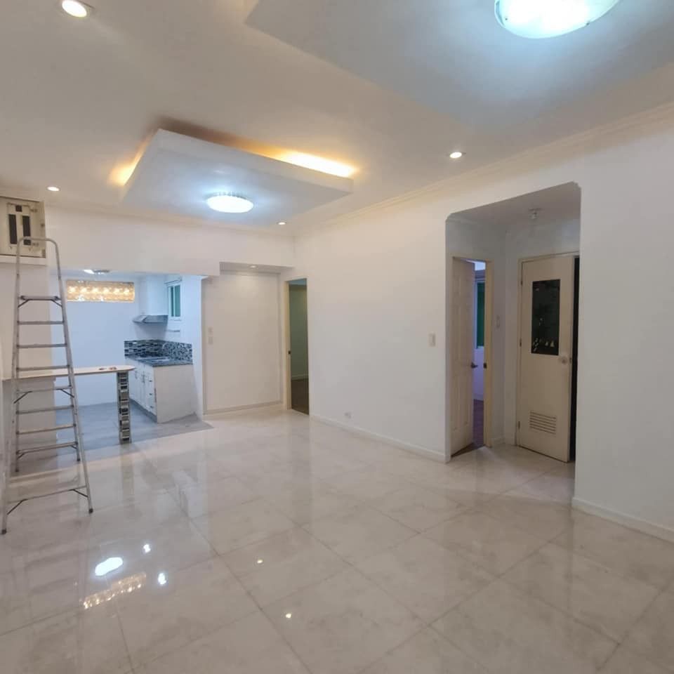 FOR RENT (Category: House & Lot) located in Las Pinas. Submitted by trizwong (Listing ID 1450170044, Image 2). Description: im having our house rented out starting Mid September. Our house is a 6 bedroom house, 3 room in the main house with 2 Toilet and Bath. it has a dirty Kitchen in the pasilio which you can convert as laundry area. it has a 1 car garage. on top of the garage, there are still 3 rooma which you can use as bodega for extra stuff 