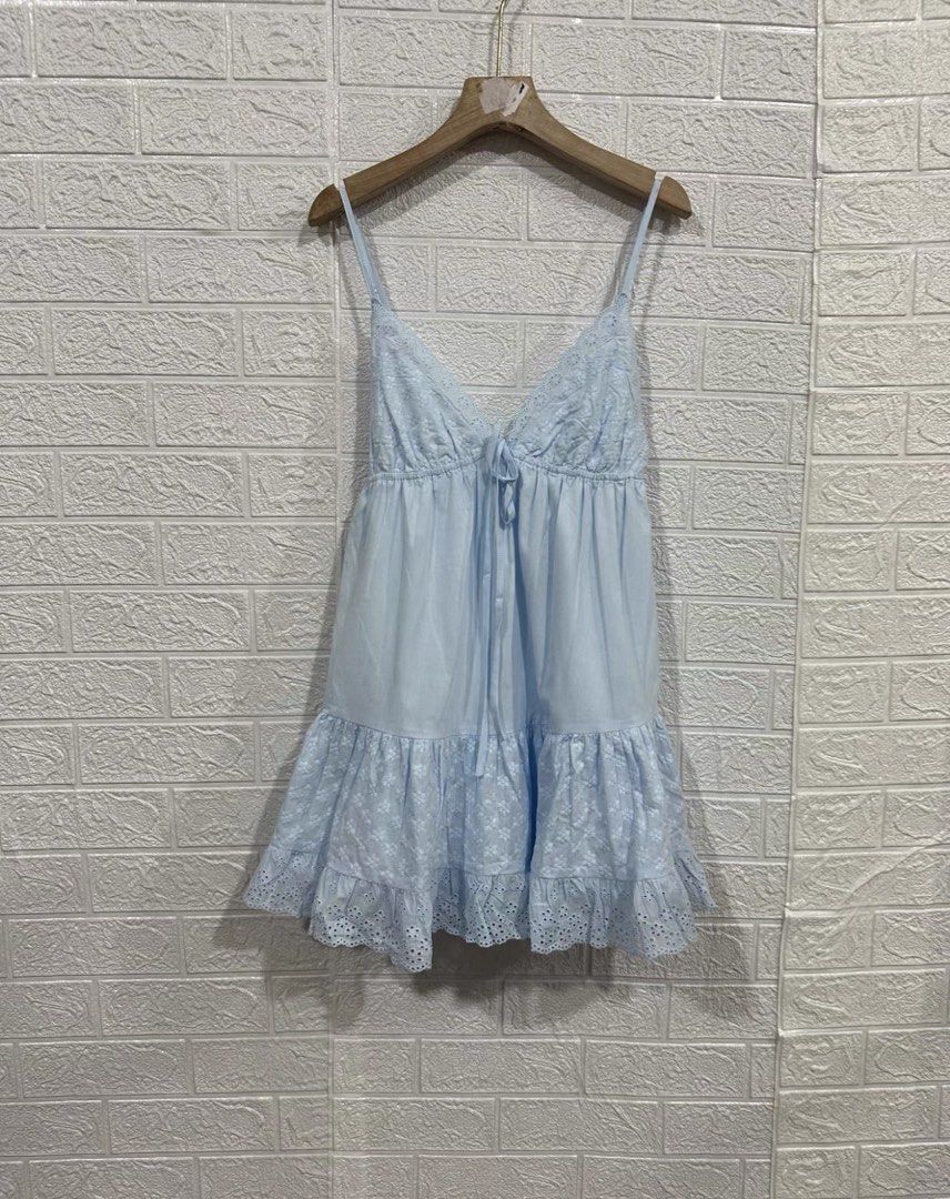 Forever 21 Camisole Dress (Category: Dresses) located in Manila. Submitted by dottedkiss (Listing ID 1450190878, Image 1). Description: 🛍️ All items are PRE-ORDER ✨ 📦 Ships within 10–20 days after order confirmation. 💳 Full payment required to secure your order. 🤍.