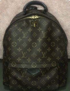 (Category: ) located in . Submitted by ctea_luv_shopping (Listing ID 1450280878, Image 1). Description: .