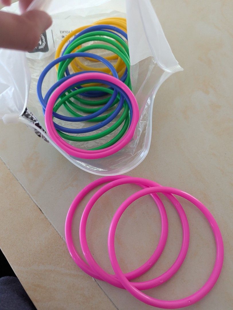 Games - Circle Hook (Category: Educational & Learning Toys) located in Kuala Lumpur. Submitted by preloved_sales (Listing ID 1450170892, Image 1). Description: Suitable for age 3yo and above Suitable for adults as well A bag of them for RM 5.