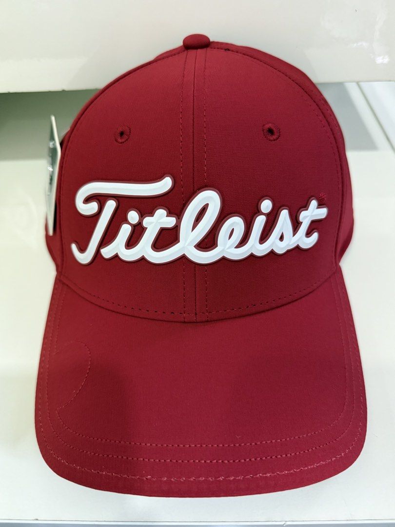 Golf Caps 2 (Category: Golf) located in Quezon City. Submitted by janej_07 (Listing ID 1432495964, Image 2). Description: Authentic Titleist golf caps, with ball marker Location: SAKSGOLF Camp Aguinaldo, QC.