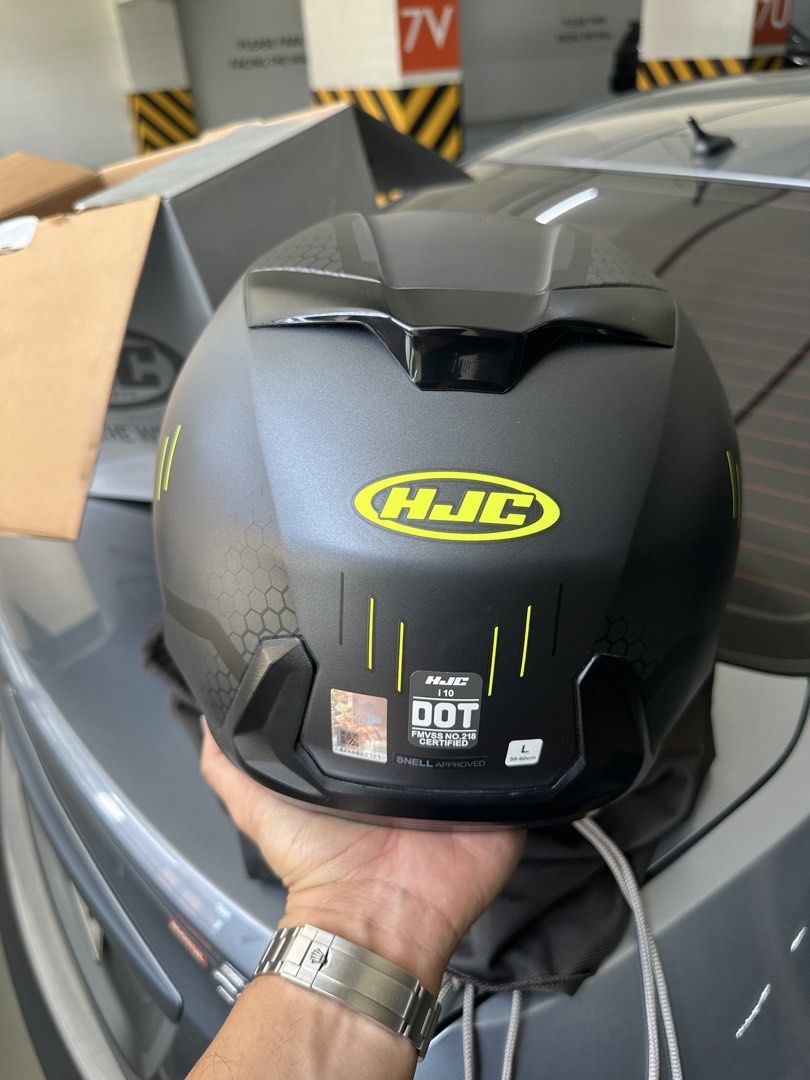Good as new. Rfs hnd kasya (Category: Helmets and other Riding Gears) located in Pasig City. Submitted by jbgamboa21 (Listing ID 1450155428, Image 3). Description: Sinukat lang lang pero hnd nagamit kc hnd kasya.