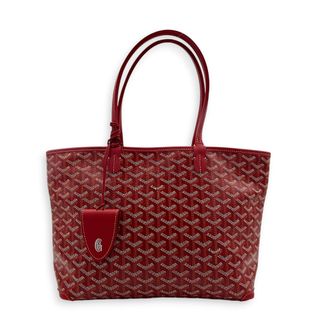 (Category: ) located in . Submitted by carousellluxury (Listing ID 1450220790, Image 1). Description: .