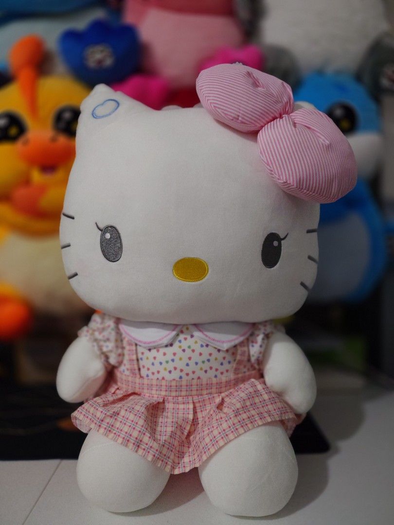 Hello Kitty Plush Toys - Various Outfits (Category: Plushies & Soft Toys) located in Magalang. Submitted by chuk27 (Listing ID 1450281694, Image 2). Description: Hello Kitty Plushies (Sanrio) Got from Timezone Excellent condition XL (approx. 55 cm) Price: P2,000 L (approx. 40 cm) Pink color Qty: 2 pcs available Price: P1,000 L (approx. 40 cm) With Blue Dress Price: P1,200 Medium (approx. 32 cm) Price: P800 Total (5 pcs): P6,000 Get all 5 HK for P