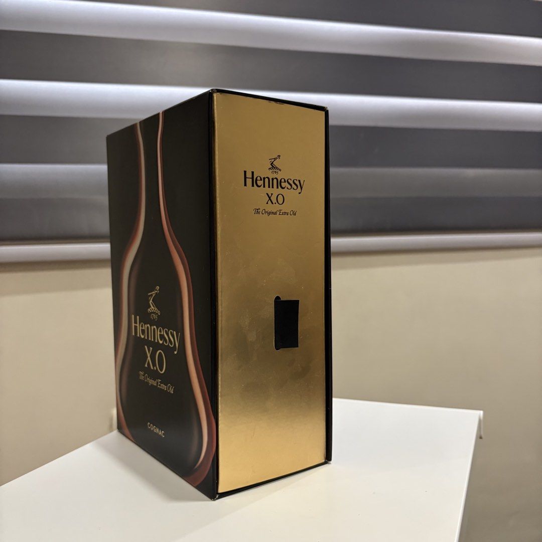 Hennessy X.O. The Original Extra Old (Category: Beverages) located in Manila. Submitted by stannisbaratheon (Listing ID 1450210257, Image 3). Description: Henessy XO 700ml Henessy The Original X.O. Extra old cognac 40% alcohol For special ocassion only Not for ordinary day drinking French product version Special box edition Pristine condition Perfect for collector and connoisseurs Perfect for celebrations Check all you want. Mall price and any ot
